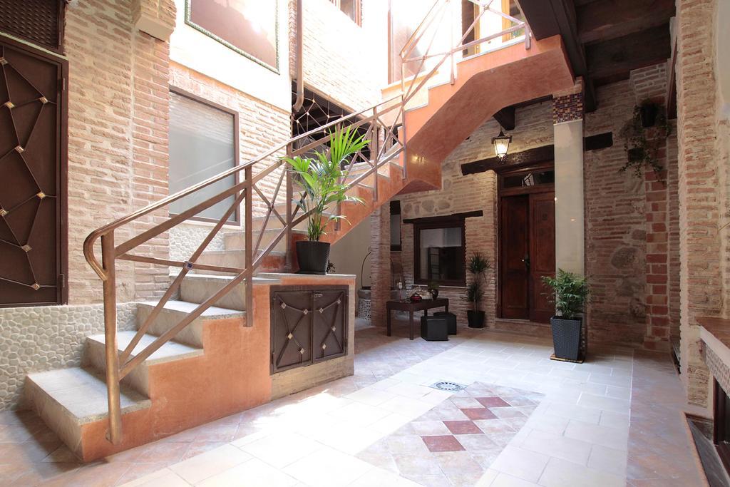 Apartamentos Alcantara Toledo Luaran gambar